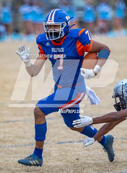Thumbnail 3 in West Columbus @ Whiteville (Homecoming) photogallery.