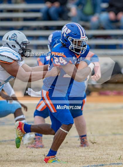 Thumbnail 3 in West Columbus @ Whiteville (Homecoming) photogallery.