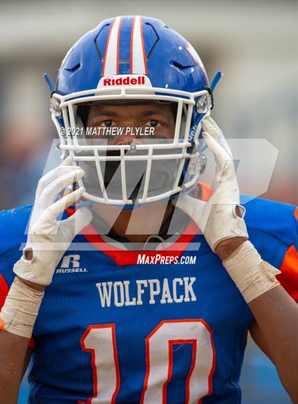 Thumbnail 1 in West Columbus @ Whiteville (Homecoming) photogallery.