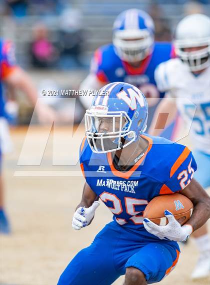 Thumbnail 1 in West Columbus @ Whiteville (Homecoming) photogallery.
