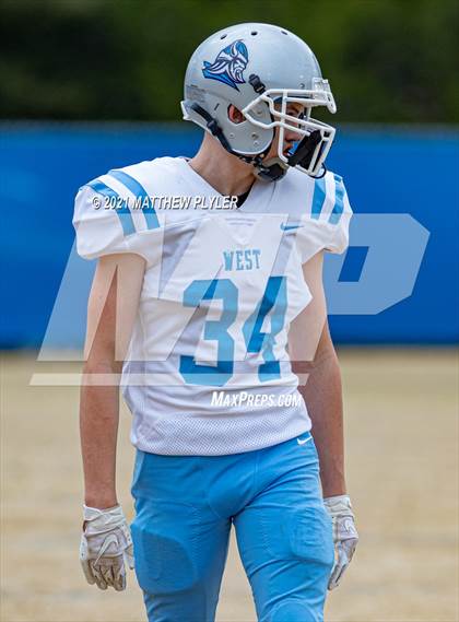 Thumbnail 2 in West Columbus @ Whiteville (Homecoming) photogallery.