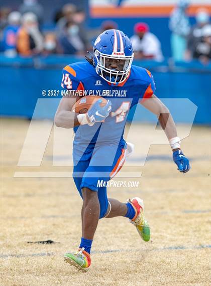 Thumbnail 3 in West Columbus @ Whiteville (Homecoming) photogallery.