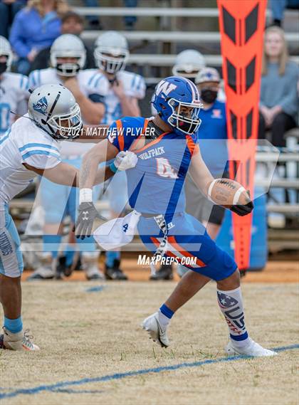 Thumbnail 3 in West Columbus @ Whiteville (Homecoming) photogallery.