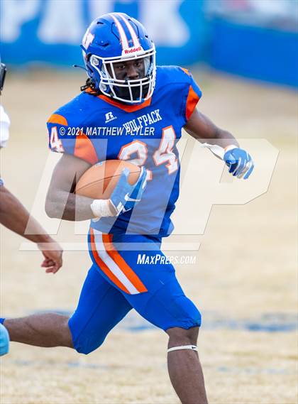 Thumbnail 1 in West Columbus @ Whiteville (Homecoming) photogallery.