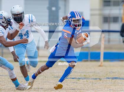 Thumbnail 1 in West Columbus @ Whiteville (Homecoming) photogallery.