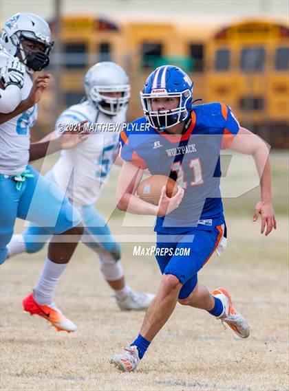 Thumbnail 1 in West Columbus @ Whiteville (Homecoming) photogallery.
