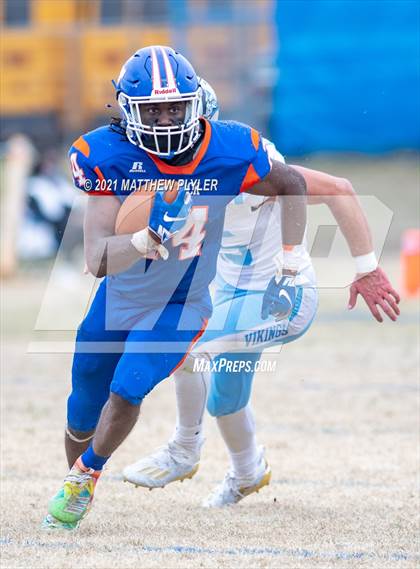 Thumbnail 3 in West Columbus @ Whiteville (Homecoming) photogallery.