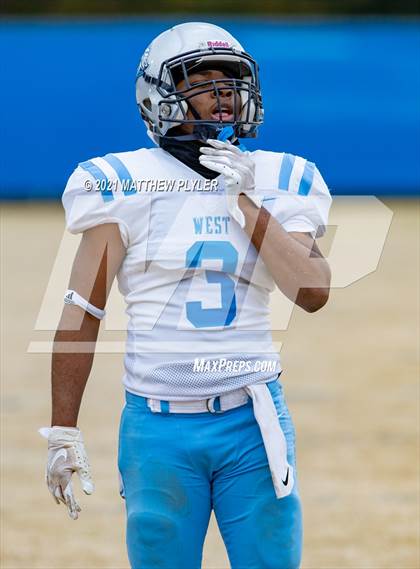 Thumbnail 1 in West Columbus @ Whiteville (Homecoming) photogallery.