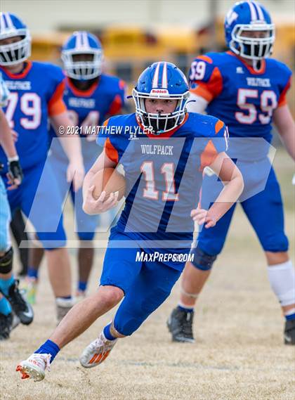 Thumbnail 2 in West Columbus @ Whiteville (Homecoming) photogallery.