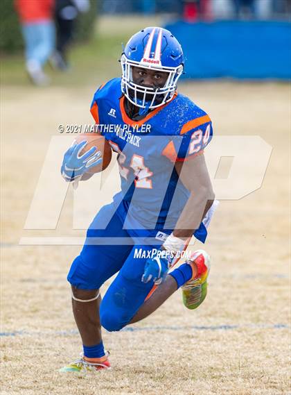 Thumbnail 3 in West Columbus @ Whiteville (Homecoming) photogallery.