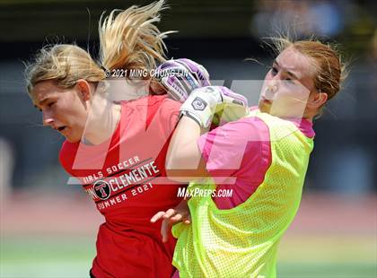 Thumbnail 2 in San Clemente vs. Mission Viejo (Summer League) photogallery.