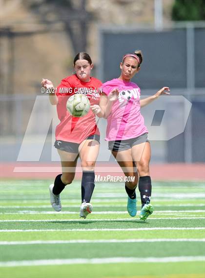 Thumbnail 3 in San Clemente vs. Mission Viejo (Summer League) photogallery.