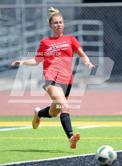 Thumbnail 2 in San Clemente vs. Mission Viejo (Summer League) photogallery.