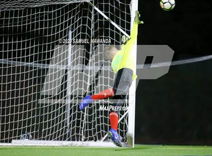 Thumbnail 2 in Brentwood School vs  Paraclete photogallery.