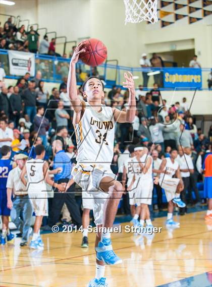 Thumbnail 2 in Bishop O'Dowd vs. Bishop Gorman (Prep2Prep Tip-Off Classic) photogallery.
