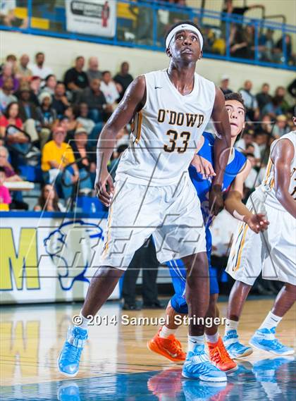 Thumbnail 1 in Bishop O'Dowd vs. Bishop Gorman (Prep2Prep Tip-Off Classic) photogallery.