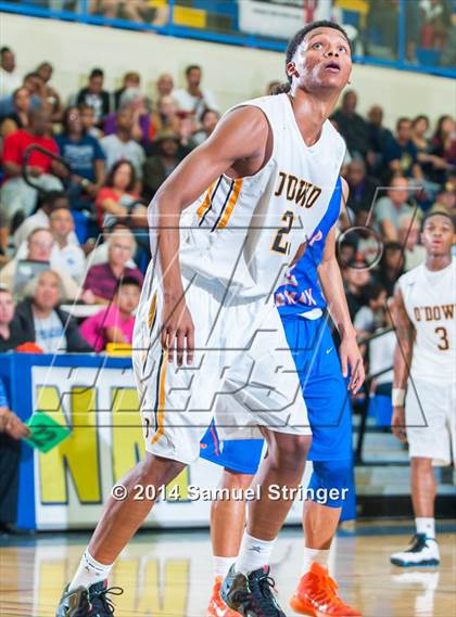 Thumbnail 1 in Bishop O'Dowd vs. Bishop Gorman (Prep2Prep Tip-Off Classic) photogallery.