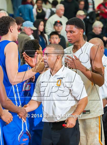 Thumbnail 2 in Bishop O'Dowd vs. Bishop Gorman (Prep2Prep Tip-Off Classic) photogallery.