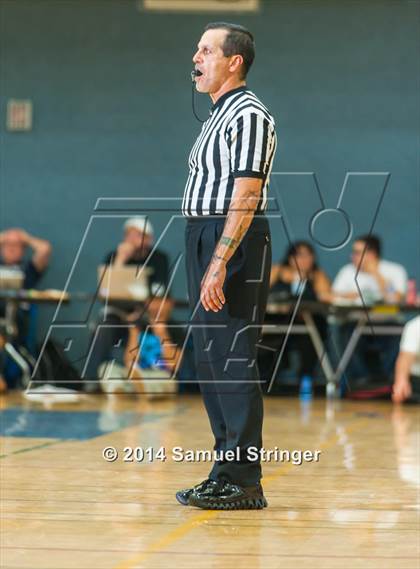 Thumbnail 2 in Bishop O'Dowd vs. Bishop Gorman (Prep2Prep Tip-Off Classic) photogallery.
