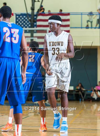Thumbnail 1 in Bishop O'Dowd vs. Bishop Gorman (Prep2Prep Tip-Off Classic) photogallery.