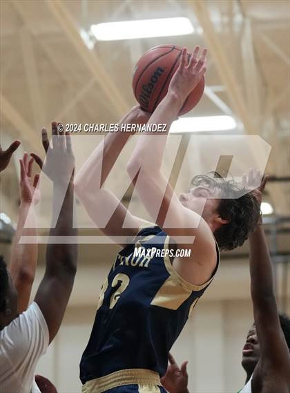 Thumbnail 3 in O'Connor vs. Spring (Doghouse Invitational) photogallery.