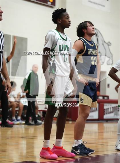 Thumbnail 3 in O'Connor vs. Spring (Doghouse Invitational) photogallery.