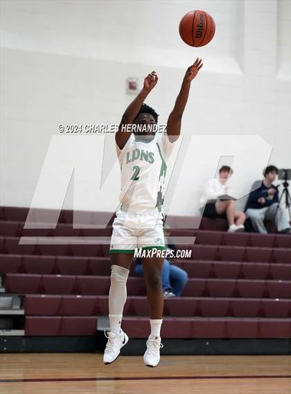 Thumbnail 3 in O'Connor vs. Spring (Doghouse Invitational) photogallery.