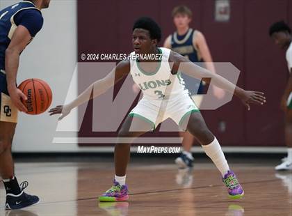 Thumbnail 3 in O'Connor vs. Spring (Doghouse Invitational) photogallery.