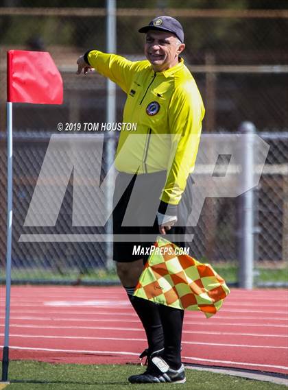 Thumbnail 2 in Rancho Mirage vs. Marshall (CIF-SS D6 Semifinal) photogallery.