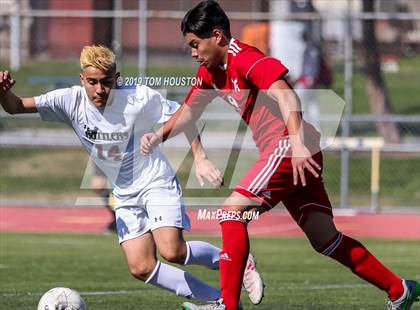 Thumbnail 2 in Rancho Mirage vs. Marshall (CIF-SS D6 Semifinal) photogallery.