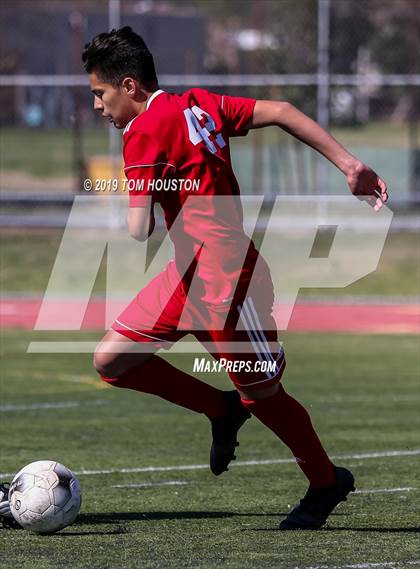 Thumbnail 2 in Rancho Mirage vs. Marshall (CIF-SS D6 Semifinal) photogallery.