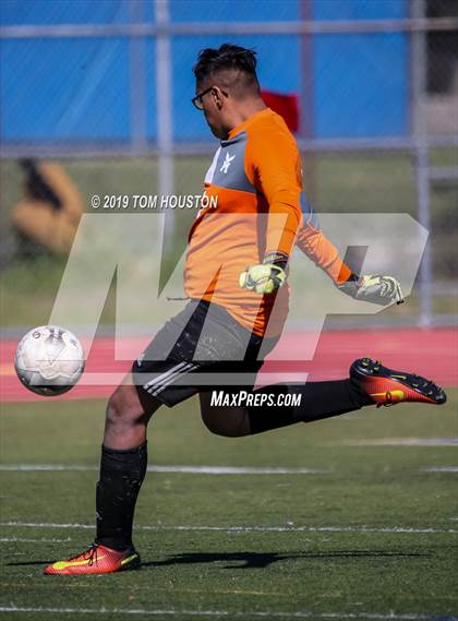 Thumbnail 1 in Rancho Mirage vs. Marshall (CIF-SS D6 Semifinal) photogallery.