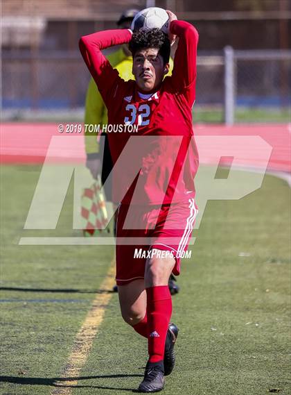 Thumbnail 2 in Rancho Mirage vs. Marshall (CIF-SS D6 Semifinal) photogallery.