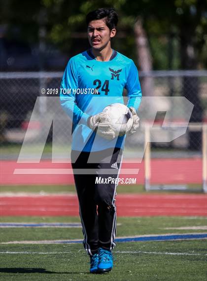 Thumbnail 2 in Rancho Mirage vs. Marshall (CIF-SS D6 Semifinal) photogallery.