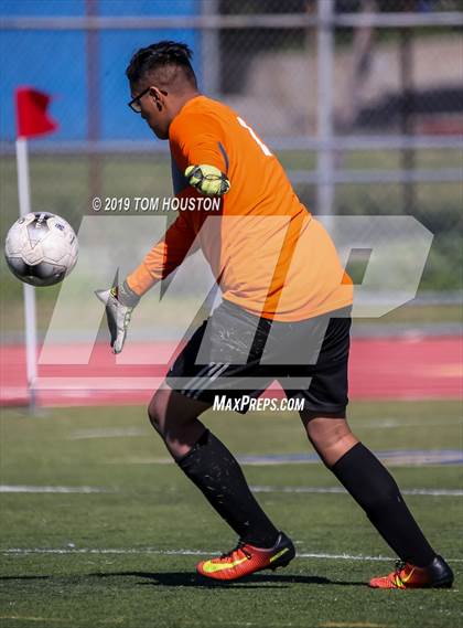 Thumbnail 3 in Rancho Mirage vs. Marshall (CIF-SS D6 Semifinal) photogallery.
