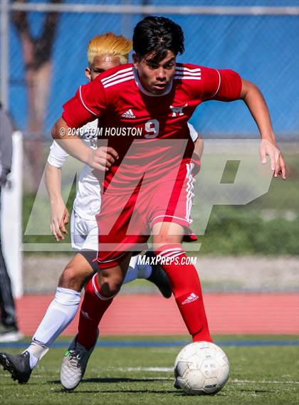 Thumbnail 1 in Rancho Mirage vs. Marshall (CIF-SS D6 Semifinal) photogallery.