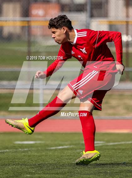 Thumbnail 2 in Rancho Mirage vs. Marshall (CIF-SS D6 Semifinal) photogallery.