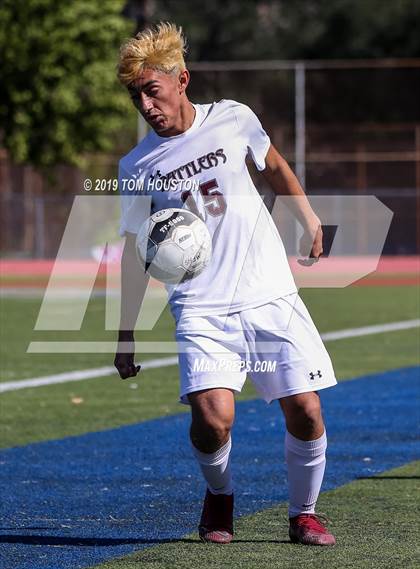 Thumbnail 2 in Rancho Mirage vs. Marshall (CIF-SS D6 Semifinal) photogallery.