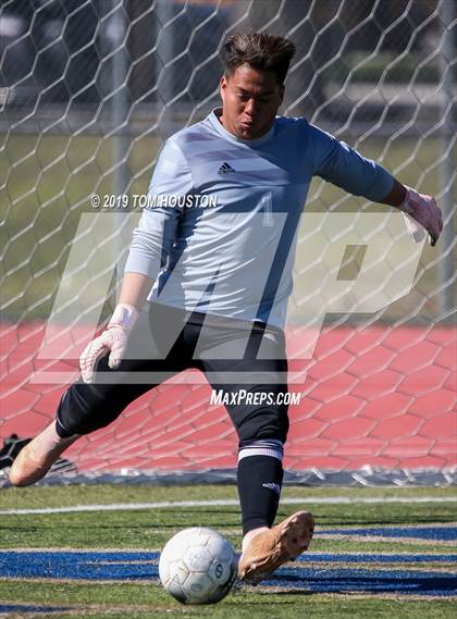 Thumbnail 2 in Rancho Mirage vs. Marshall (CIF-SS D6 Semifinal) photogallery.