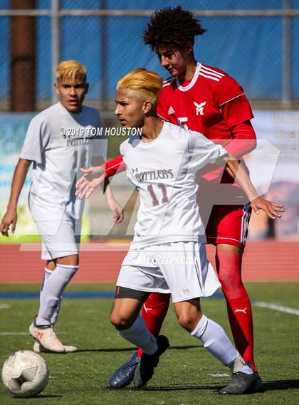 Thumbnail 3 in Rancho Mirage vs. Marshall (CIF-SS D6 Semifinal) photogallery.