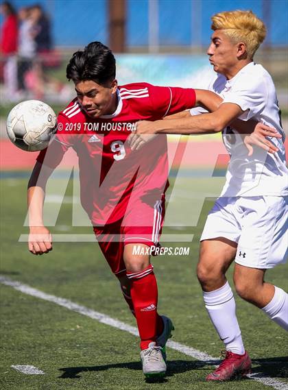 Thumbnail 2 in Rancho Mirage vs. Marshall (CIF-SS D6 Semifinal) photogallery.