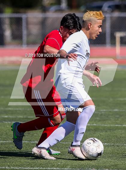 Thumbnail 2 in Rancho Mirage vs. Marshall (CIF-SS D6 Semifinal) photogallery.