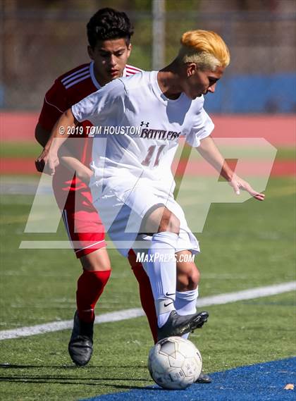 Thumbnail 1 in Rancho Mirage vs. Marshall (CIF-SS D6 Semifinal) photogallery.