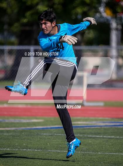 Thumbnail 2 in Rancho Mirage vs. Marshall (CIF-SS D6 Semifinal) photogallery.