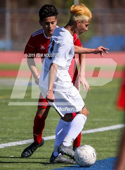 Thumbnail 2 in Rancho Mirage vs. Marshall (CIF-SS D6 Semifinal) photogallery.