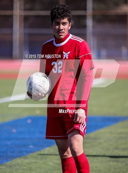 Thumbnail 2 in Rancho Mirage vs. Marshall (CIF-SS D6 Semifinal) photogallery.