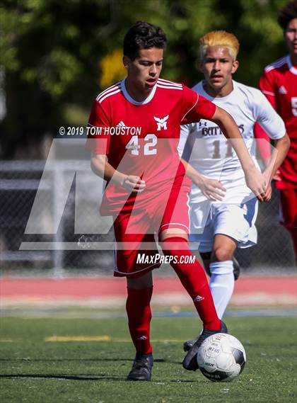 Thumbnail 2 in Rancho Mirage vs. Marshall (CIF-SS D6 Semifinal) photogallery.