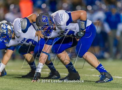 Thumbnail 1 in Yoakum vs. Cuero 4A D2 Regional photogallery.