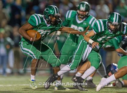 Thumbnail 3 in Yoakum vs. Cuero 4A D2 Regional photogallery.