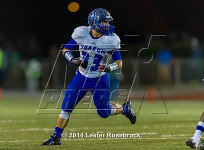Thumbnail 1 in Yoakum vs. Cuero 4A D2 Regional photogallery.